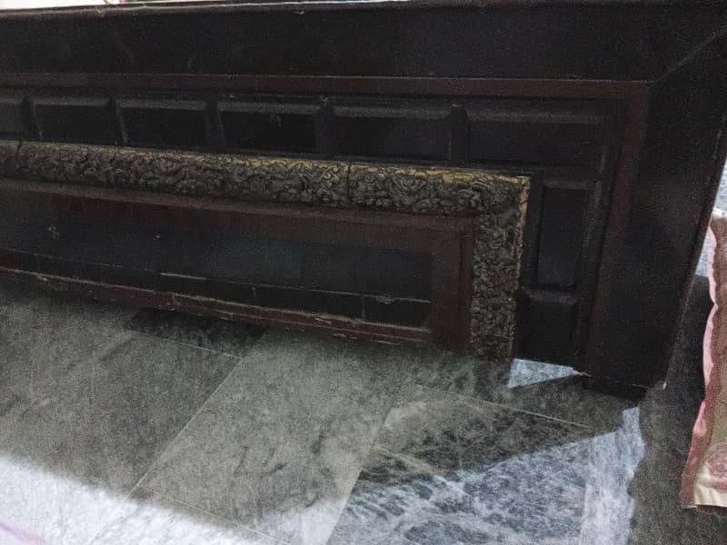 King bed 1