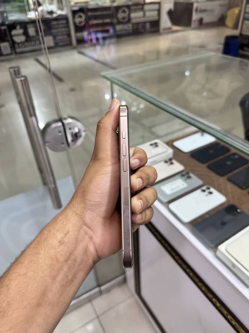 iphone16pro 2