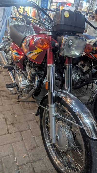 CG 125