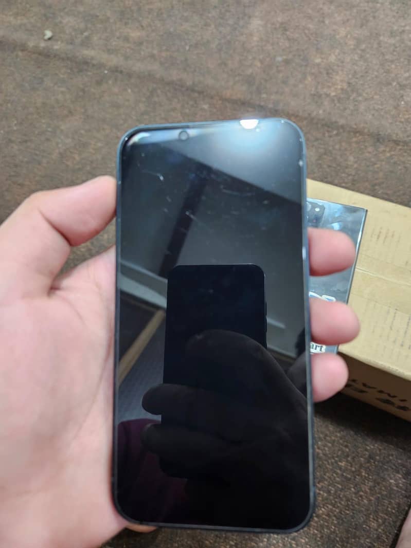 Apple iPhone 14 8
