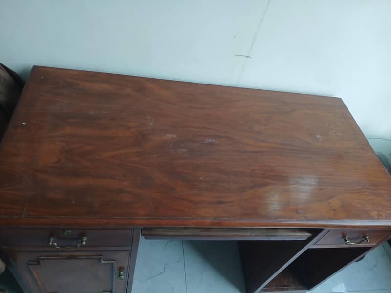 computer table n  small Glass table 0