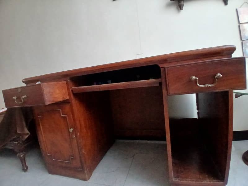 computer table n  small Glass table 3