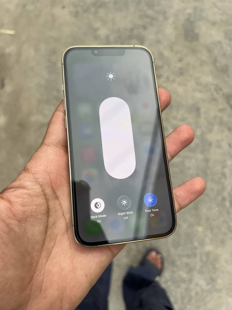 Apple iPhone 13 Pro 3