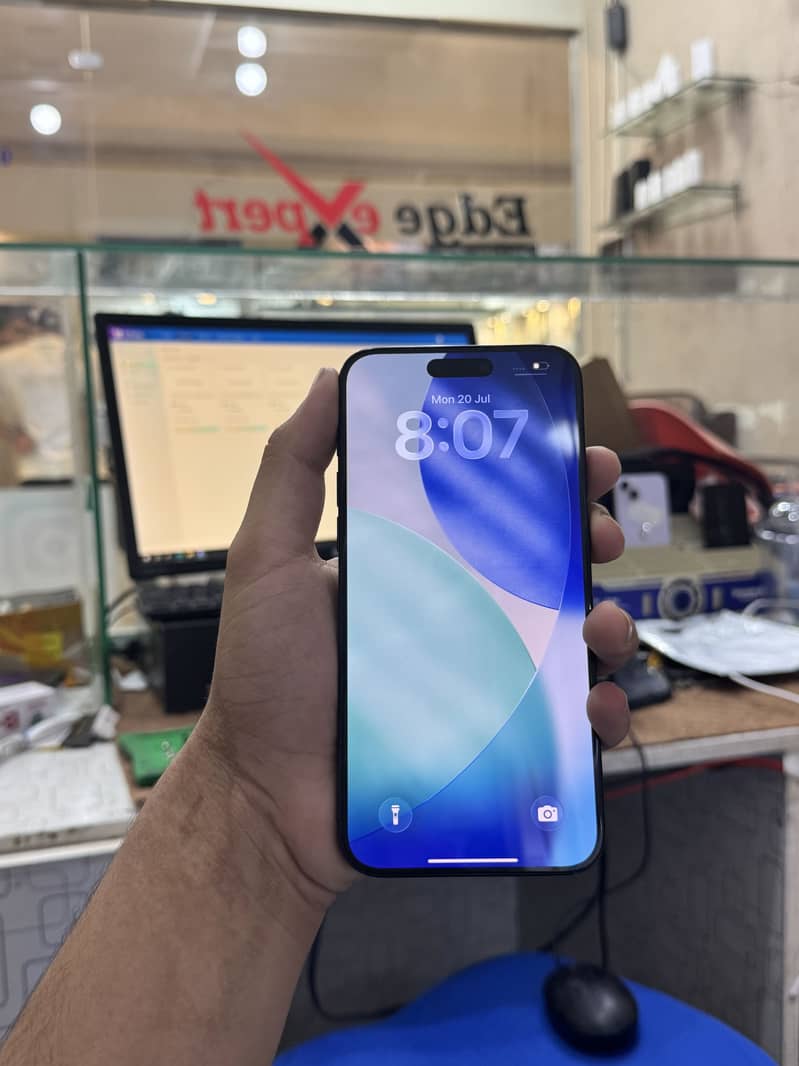 iPhone 15 pro max 1