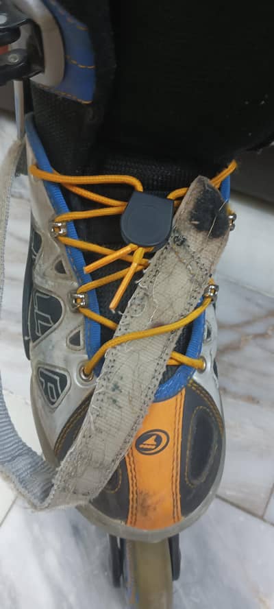 skating shoes for sale grey color 9/10 condition age (13-15 years old)