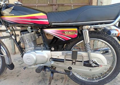Honda 125 CG bike03274718892 WhatsApp