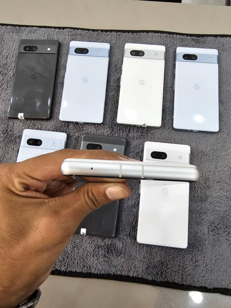 Google Pixel 7a 5