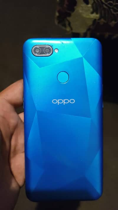 OPPO A12