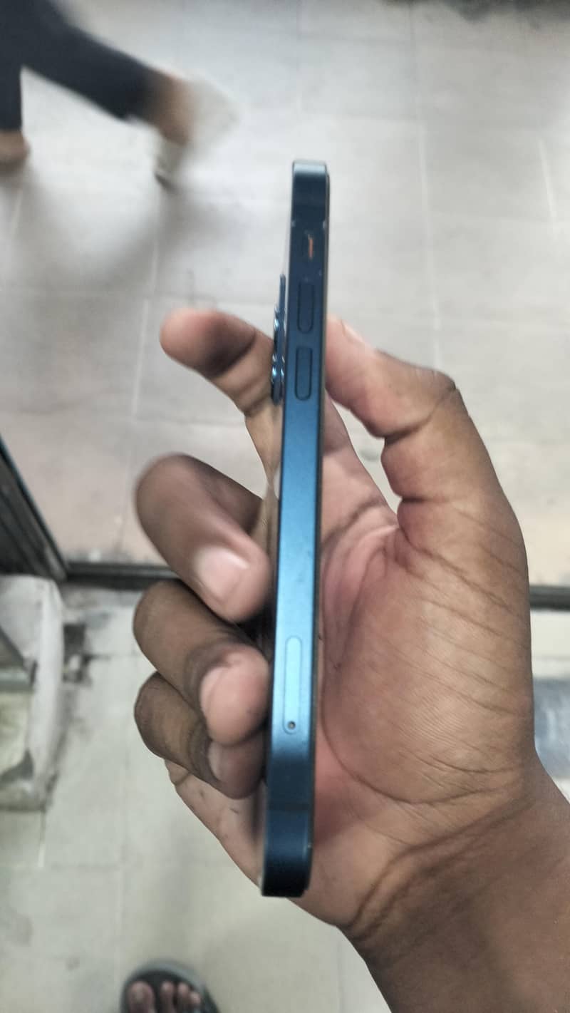 iphone 12 2