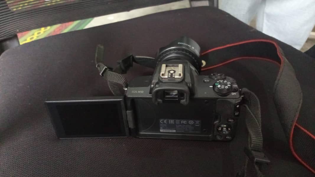 Canon eosm50 2