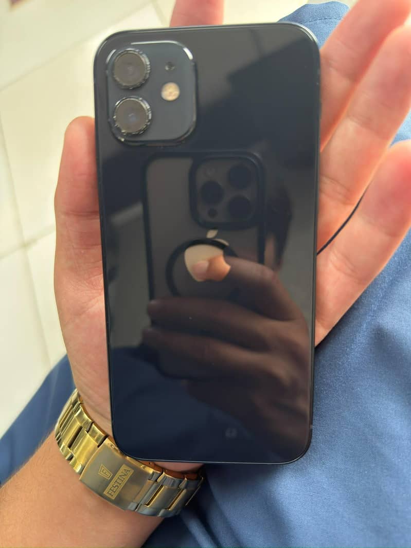 Apple iPhone 12 2