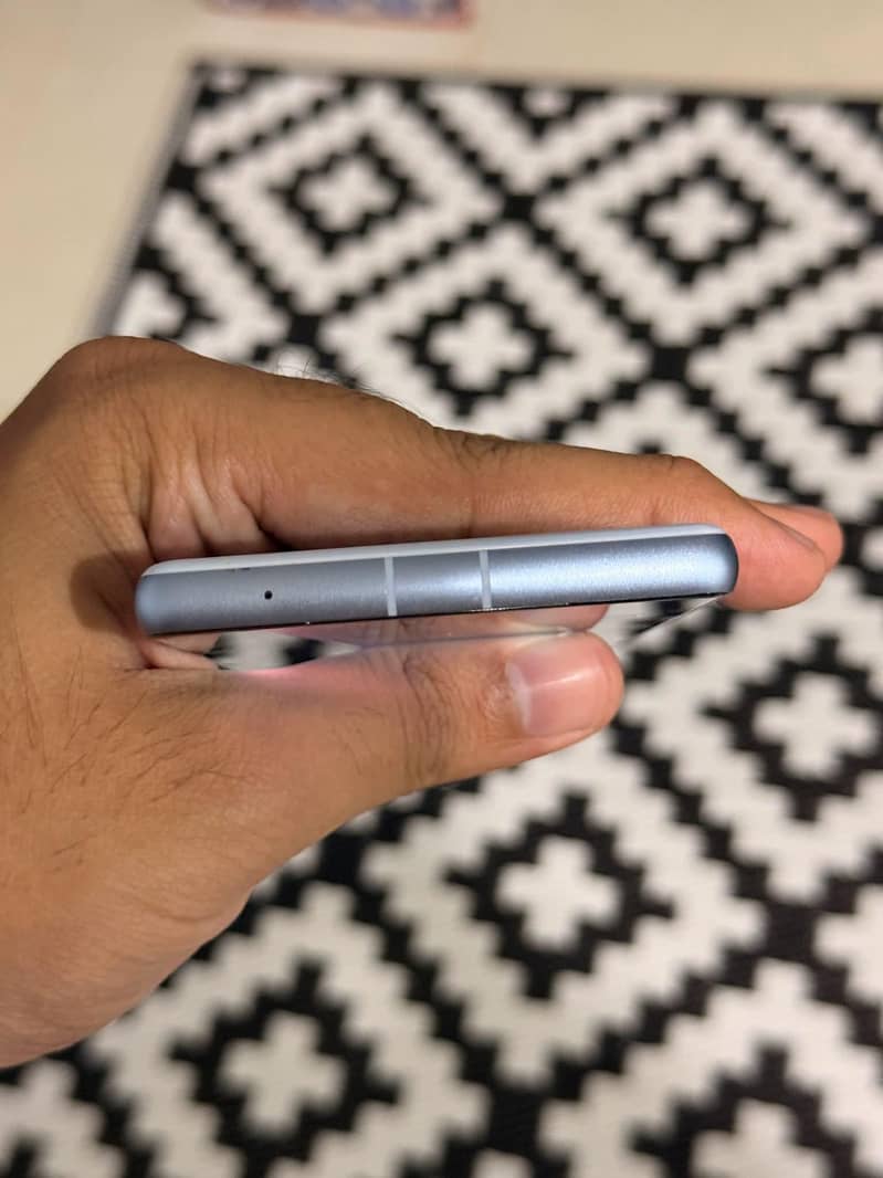 Google Pixel 7a 4