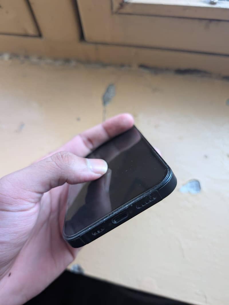 Apple iPhone 14 2