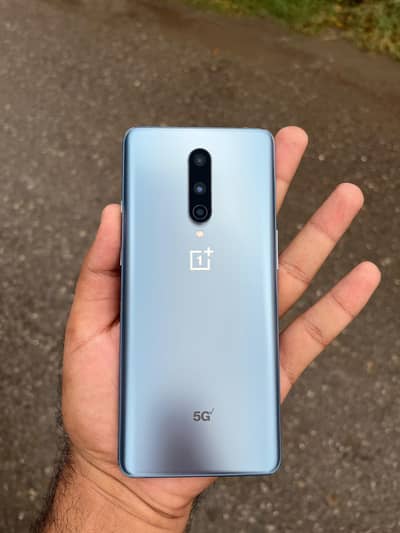 One plus 8 (8/128)