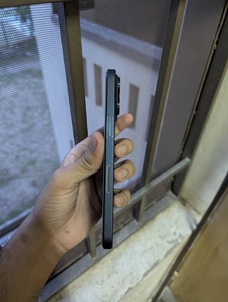 Iphone 15 pro max 3