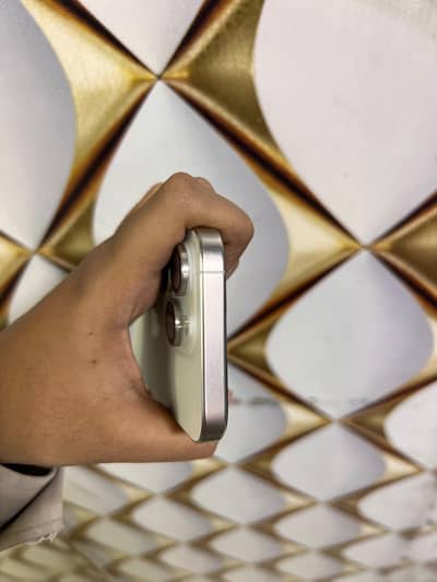 Apple iPhone 15 Pro