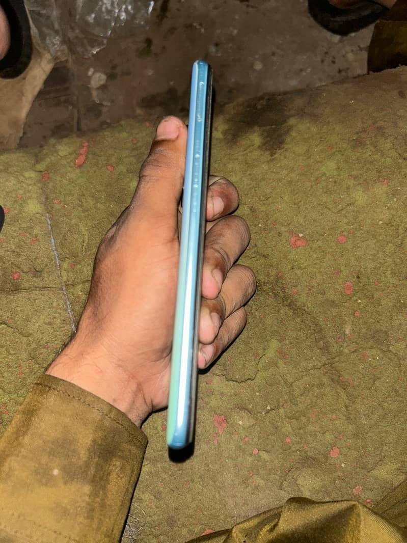 OPPO A76 5