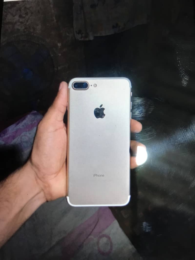iPhone 7 Plus 0