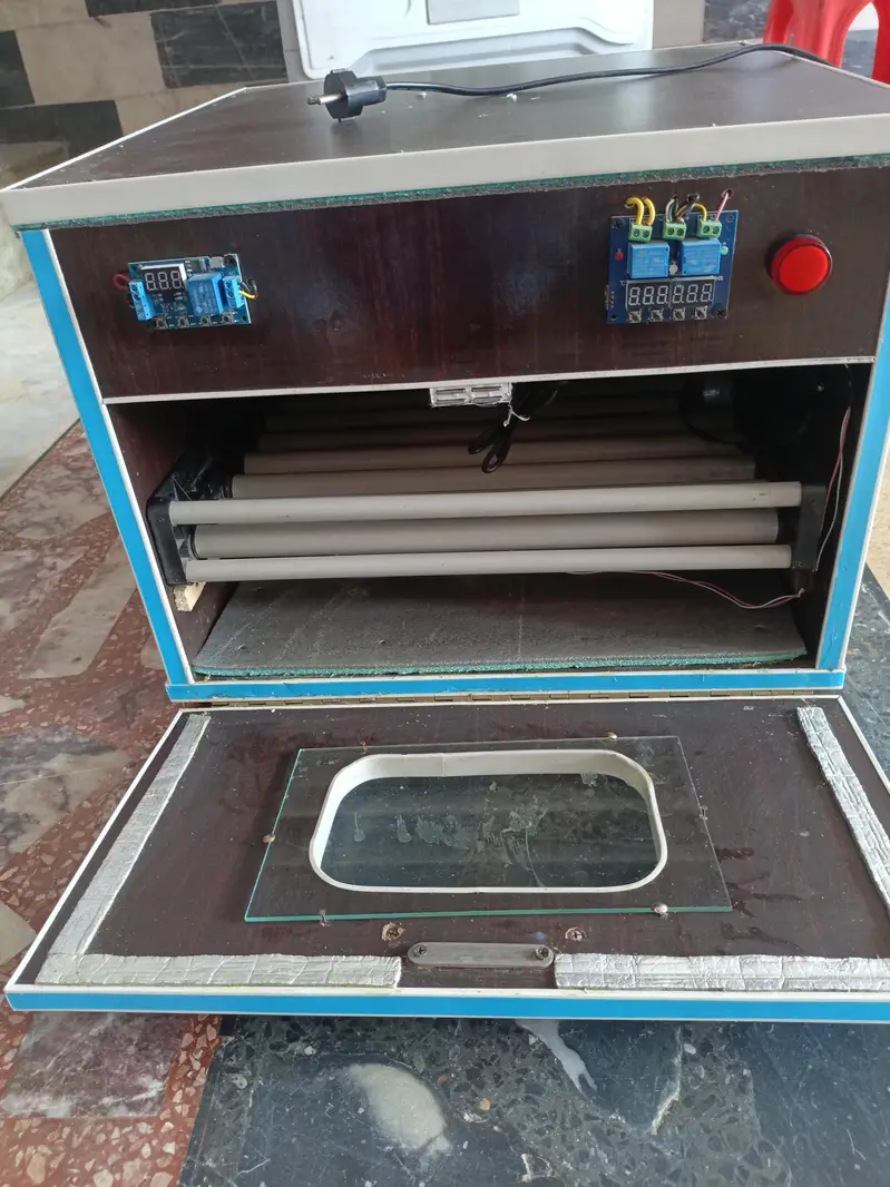 All type incubator — photo 4