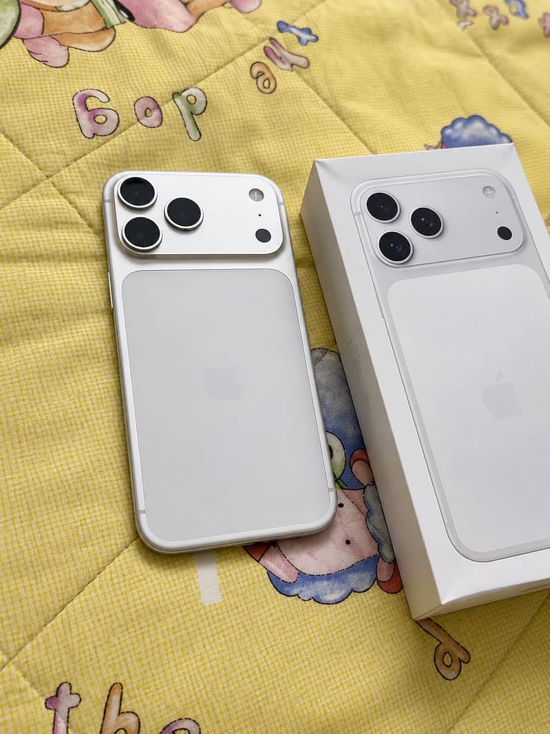 Iphone 17 pro max 1