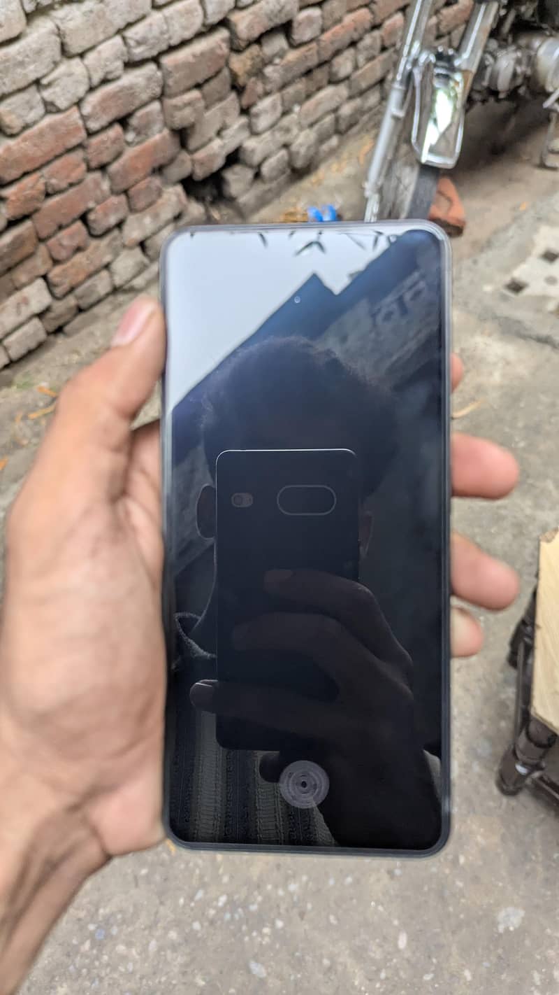 OnePlus Ace 2v 0