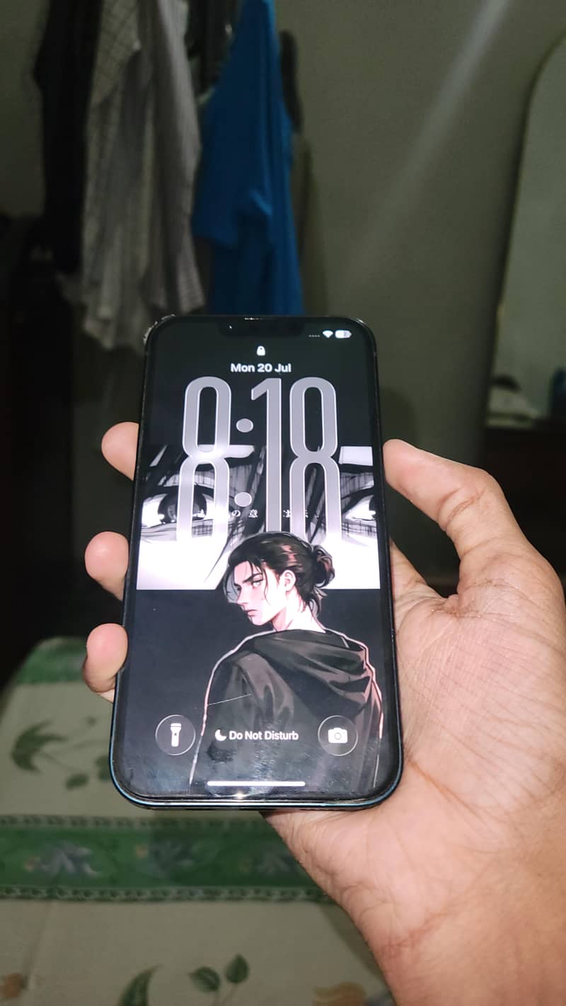 Apple iPhone 13 1