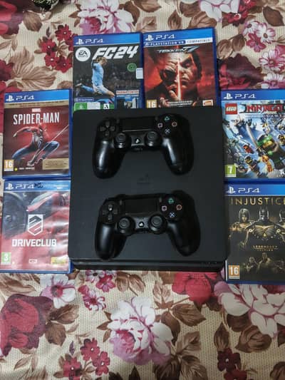SLIMps4 with 2 genuine controller ND 6 games