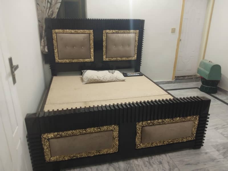king size double bed 3
