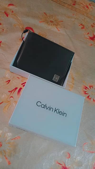brand new CK wallet untouch best price