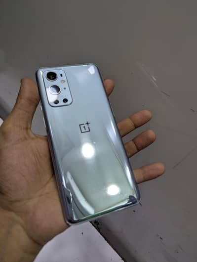 OnePlus 9 pro 12 256 water pack 5g single sim