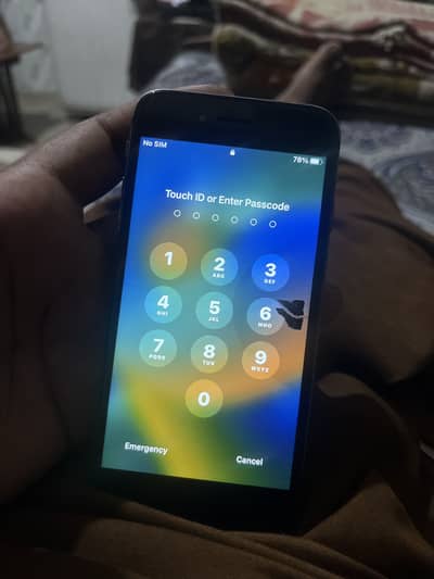 Apple iPhone 8