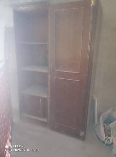 Wardrobe In mid Condition