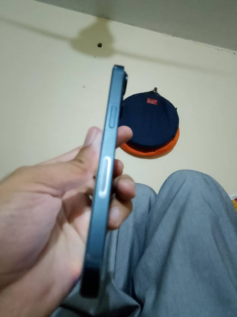Apple iPhone 14 1