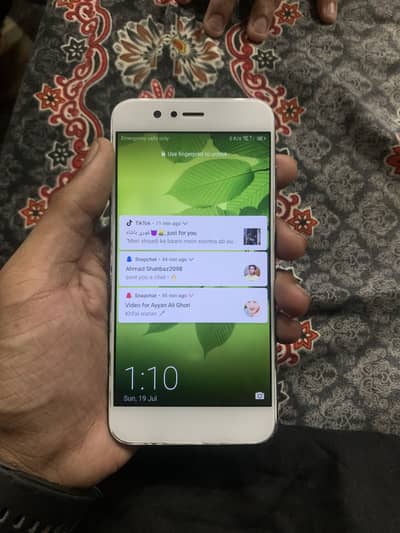 Huawei nova 2
