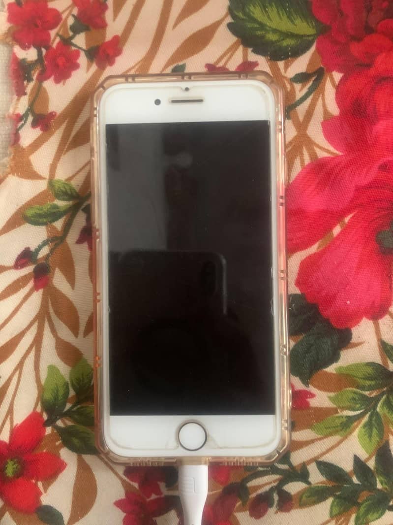 Apple iPhone 7 2
