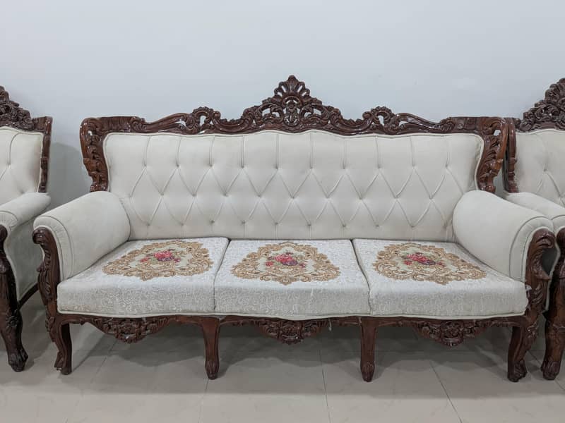 Complete Chinioti Sofa Set 0