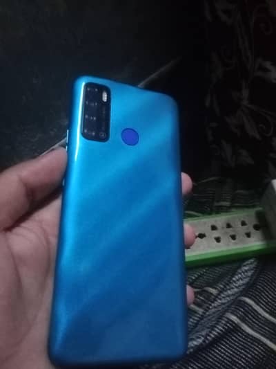 Tecno Pouvoir 4