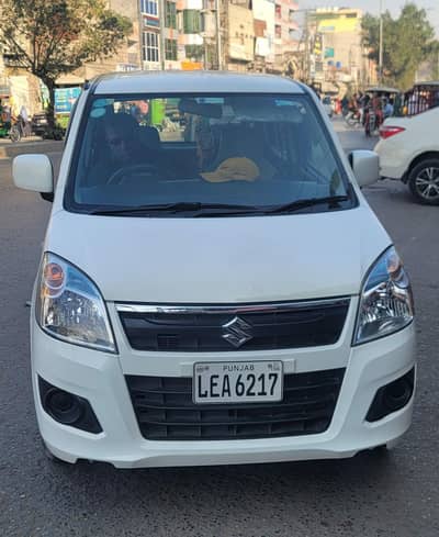 Suzuki Wagon R vxl 2020 model 38000km milage total genine