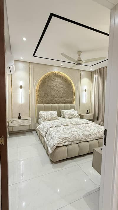 1 Bedroom Luxury Furnished Apartment is Available for Rent in Bahria Town Lahore