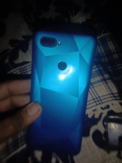 OPPO A12