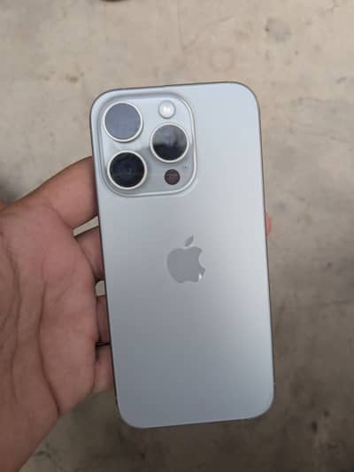 Apple iPhone 15 Pro