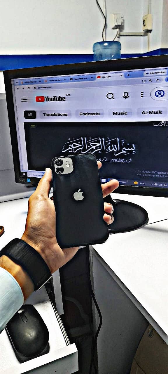 Apple iPhone 12 2