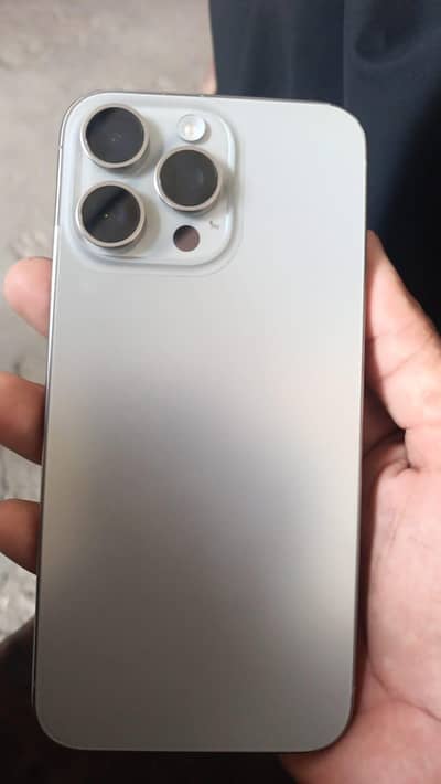 Apple iPhone 15 Pro Max