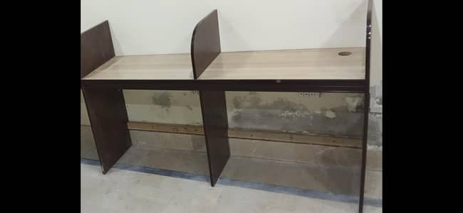 Computer Table Workstations for Sale Location