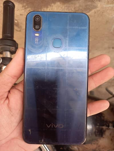 vivo y11