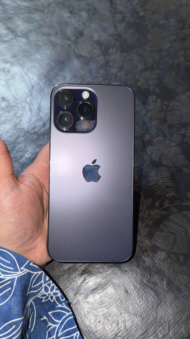 Iphone 14 pro max 2