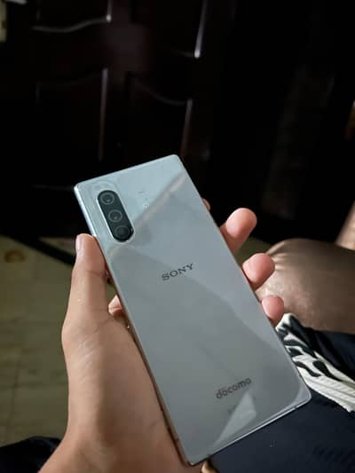 Sony Xperia 5 mark 2 64 gb white color 1 hand use