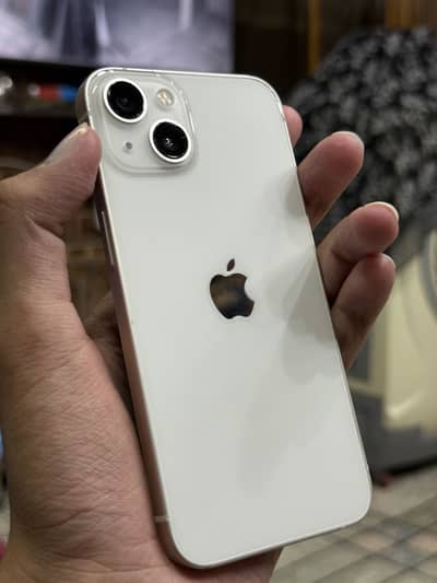 Apple iPhone 13