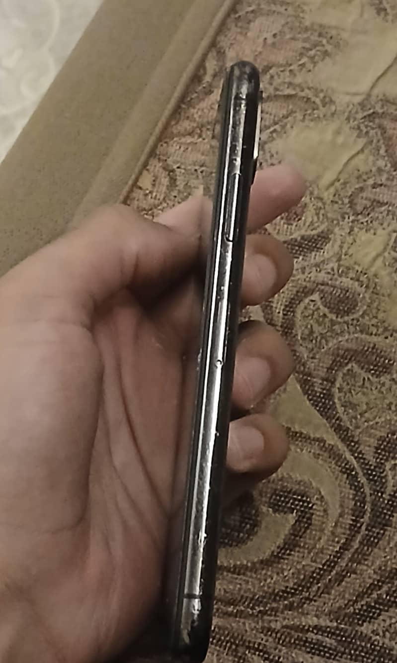 Apple iPhone X 1