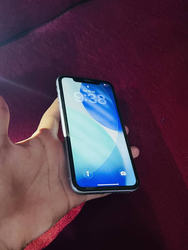 Apple iPhone 11 5